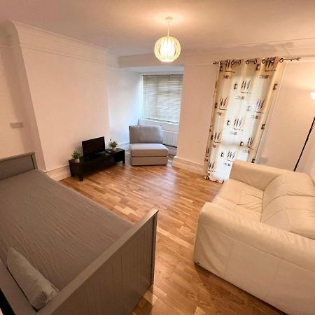 Appartement Aprt 10Mins Walk From The Shard! à Londres Extérieur photo