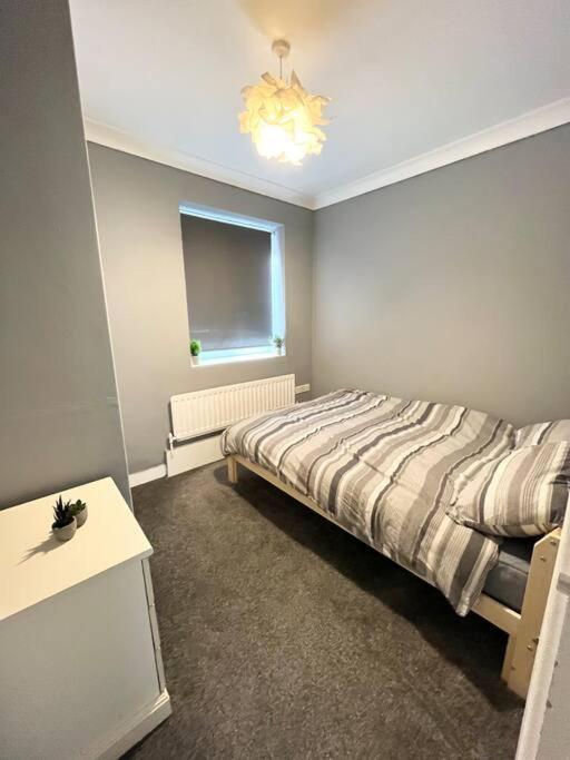 Appartement Aprt 10Mins Walk From The Shard! à Londres Extérieur photo